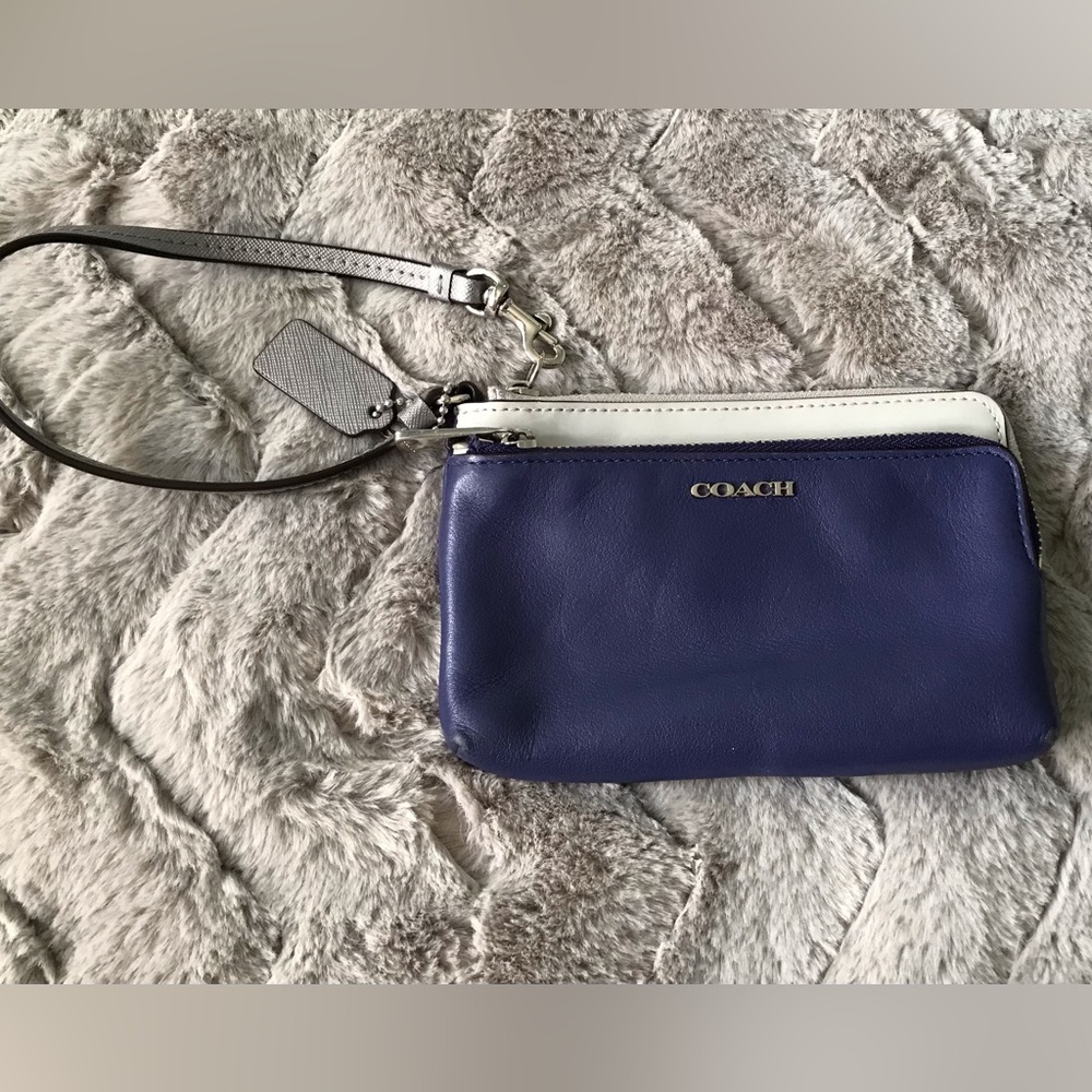 Coach coin purse wristlet